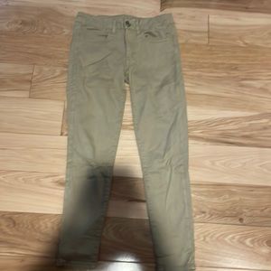 American Eagle Khaki